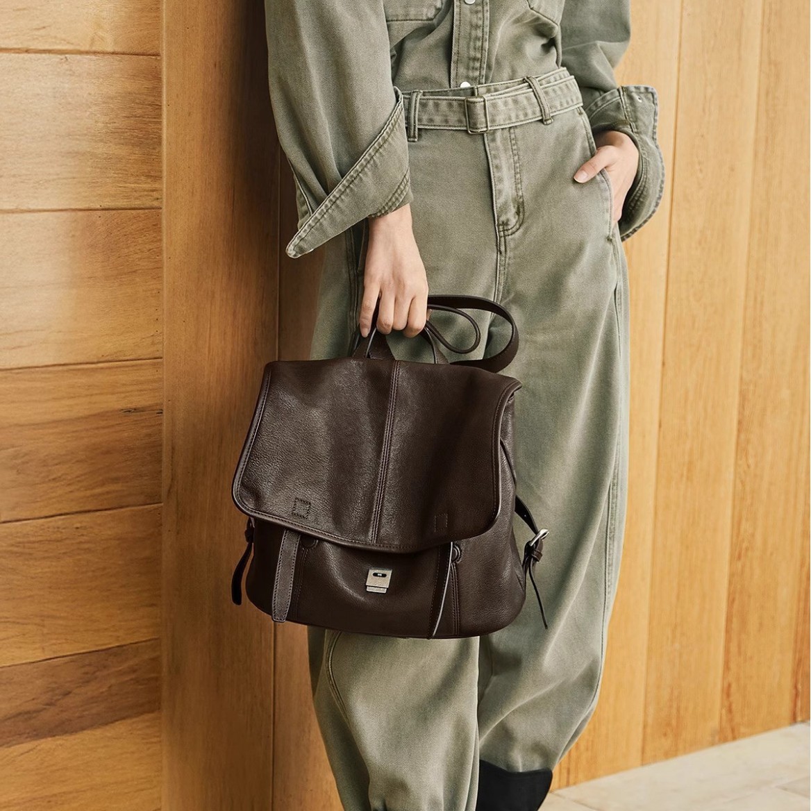 Personalized Waxed Canvas Mess - Business Backpack Brief recension och pris
